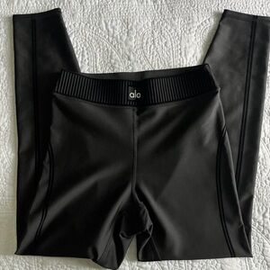 ALO Yoga Black Leggings